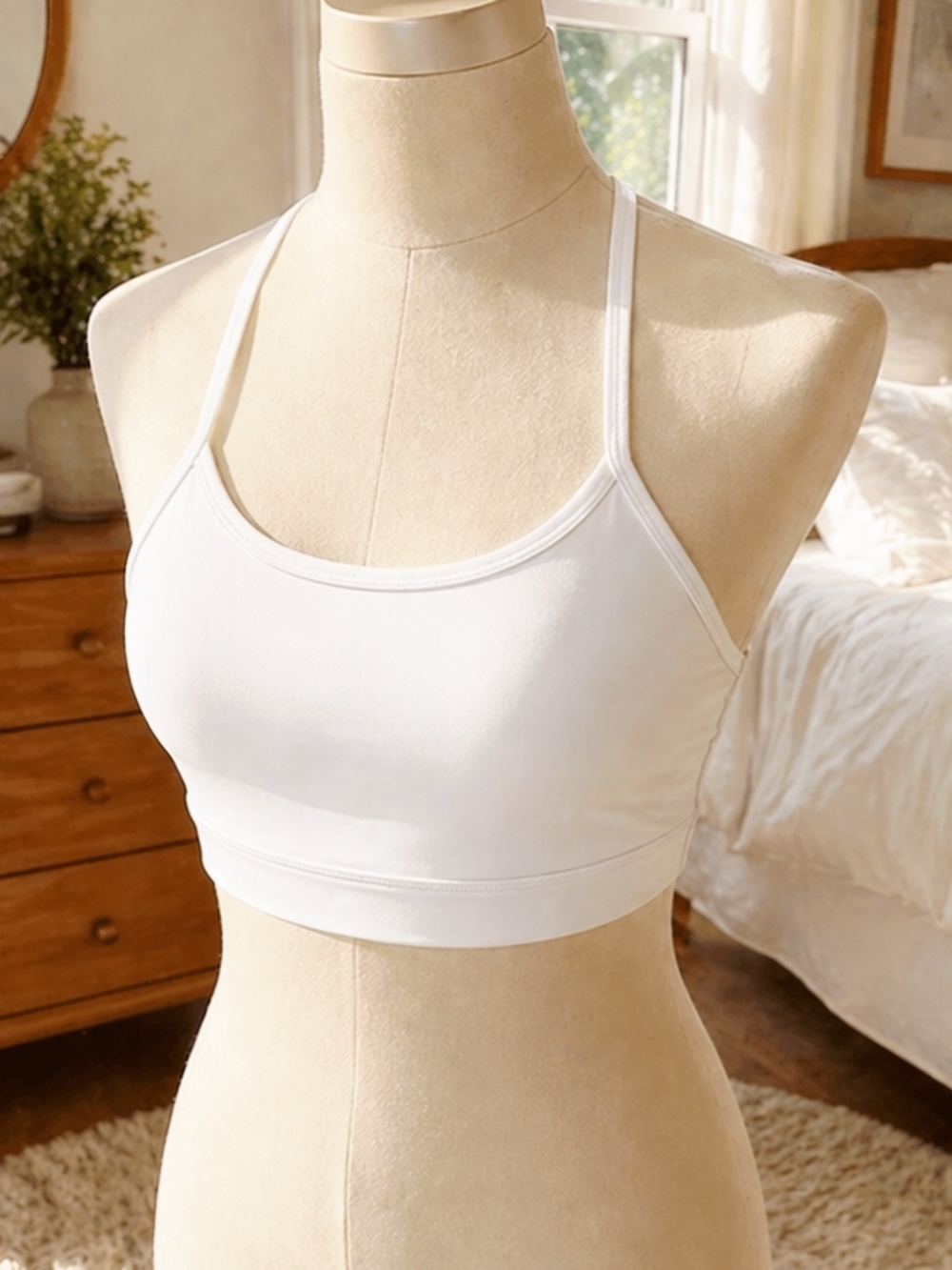 Running Girl Women’s Sports Bra White Y-Back Light Support NWT Size Large
